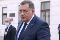 Dodik: Komšić i Džaferović ne biraju sredstva da zaštite zločin nad Srbima
