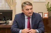 Komšić: Šmit nema sliku o stanju u BiH, a Merkelova šalje loše signale (Ispravljeno)
