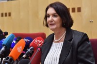Potvrđeno prvostepeno rješenje o smjeni Tadićeve: Adamović najavio novu žalbu