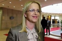 Novaković Bursać: Politička bijeda u režiji i izvedbi SDS-a i PDP-a