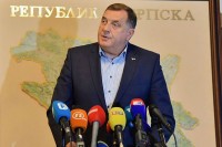 Dodik: Ukinuti zakon o negiranju genocida i izbor visokog predstavnika vratiti u UN
