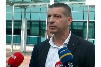 Zelenović: Neće biti smanjenja plata u jedinicama lokalne samouprave