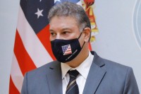 Изасланик САД: Главни приоритет снижавање тензија на Косову