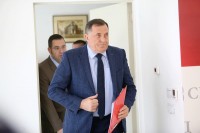Dodik: Svako ko bude pod istragom biće smijenjen