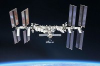 Необичан плави бљесак изнад Европе снимљен са Међународне станице