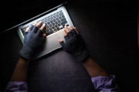 Novinari iz FBiH iskliznuli iz standarda profesije: Oružjem zveckaju i mediji