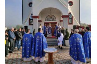 Oсвештан новосаграђени храм у Поткозарју