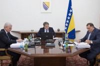 Dodik glasao protiv svih tačaka dnevnog reda, Komšić i Džaferović za