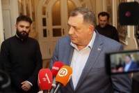 Dodik: S Vučićem o političkom razvoju situacije u BiH
