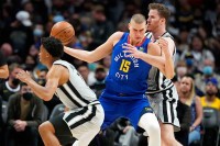 Razigrani Jokić nadigrao San Antonio VIDEO