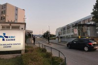 Dvojica mladića teško povrijeđena u tuči na kliničkom centru
