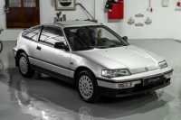 Хонда ЦР-X из 1990. године у савршеном стању чека новог власника