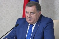 Dodik: Vladajućoj koaliciji za vraćanje nadležnosti ne treba opozicija