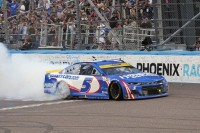 NASCAR: Larson je šampion