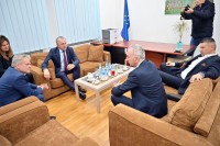 Dijalogom i dogovorom prevazići političku krizu