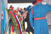 Званичници положили вијенце на централно спомен-обиљежјe