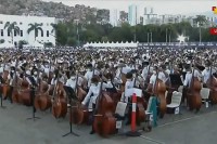 Karakas: Muzičari oborili Ginisov rekord svirajući Srpsko-ruski marš VIDEO