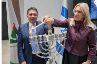 Cvijanovićeva učestvovala u obilježavanju Hanuke