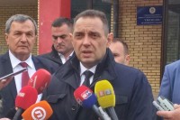Vulin u Istočnom Sarajevu: Ne smije se zaboraviti ko je pobio djecu