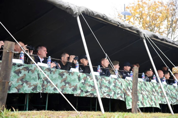 Вјежби присуствују предсједник Владе Радован Вишковић и министри унутрашњих послова Драган Лукач и Александар Вулин