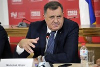 Dodik: Stvari u BiH treba vratiti na ustavna podešavanja
