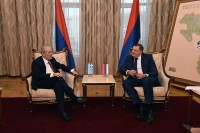 Dodik - Papanderu: Potrebno očuvanje ustavne pozicije Srpske