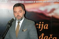 Košarac: Zakon o vinu može, ali kada bude povučen “Inckov zakon”