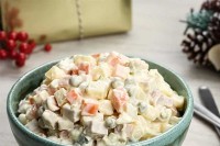 Isprobajte recept za rusku salatu, omiljeno jelo praznične trpeze