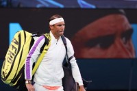 Nadal pozitivan na koronavirus