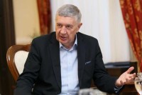 Radmanović: Stavovi o Inckovom zakonu i državnoj imovini podijeljeni