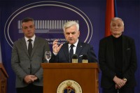Čubrilović: Međunarodni centri prozivaju one koji se zalažu za Ustav