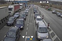 Velike gužve na izlazu iz Hrvatske, u Jasenovcu se čeka četiri časa