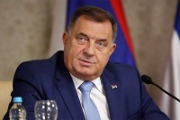 Dodik: Republike Srpske neće ni biti sa ovakvim SDS-om i Šarovićem