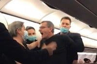 Putnik koji je prijetio u avionu pušten, procesuiraće ga Danska
