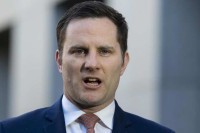 Ministar za imigracije Australije ni danas neće odlučiti o deportaciji Đokovića