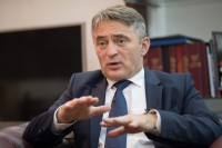 Huškački intervju predsjedavajućeg Predsjedništva BiH za podgorički list: Komšićeve izjave posao za psihijatre i tužioce