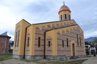 Lučić: Kazniti vandale koji su oskrnavili pravoslavnu crkvu u Bihaću