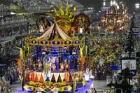 Odgođen karneval u Riju