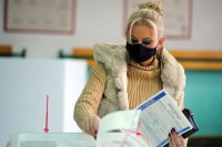 Zašto Bakir Izetbegović pokušava da kreira stavove srpskih stranaka o Izbornom zakonu BiH: U Predsjedništvo samo direktno