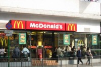 MekDonalds predstavio novi sladoled od čili paste i svinjetine