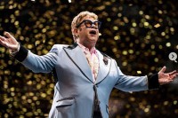 Elton Džon ima kovid 19, otkazao dva koncerta u SAD