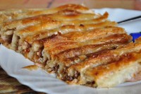 "Sarmagedon": Burek sa sarmom izazvao buru na društvenim mrežama FOTO