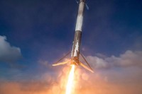 Raketa „Spejs Eksa“ na putu da se sudari sa Mjesecom