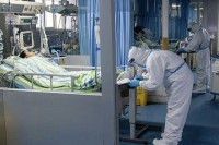 Заражено скоро 200 сестара и доктора КБЦ "Драгиша Мишовић"