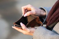 Pet načina pomoću kojih možeti smanjiti svoje mjesečne troškove u domaćinstvu