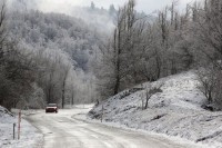 Snijeg otežava saobraćaj u istočnim krajevima