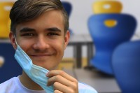 Kažnjen jer je skinuo masku samo na 16 sekundi!