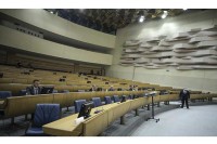 Почетку сједнице не присуствују посланици странака из Републике Српске.