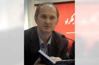 Književnik Gojko Božović o novoj zbirci “Dok tonemo u mrak”: U pjesmama iznova proživljavamo uzburkani svijet