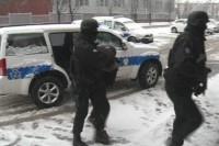 Osobe koje su izbacile vreću sa drogom predate Tužilaštvu VIDEO